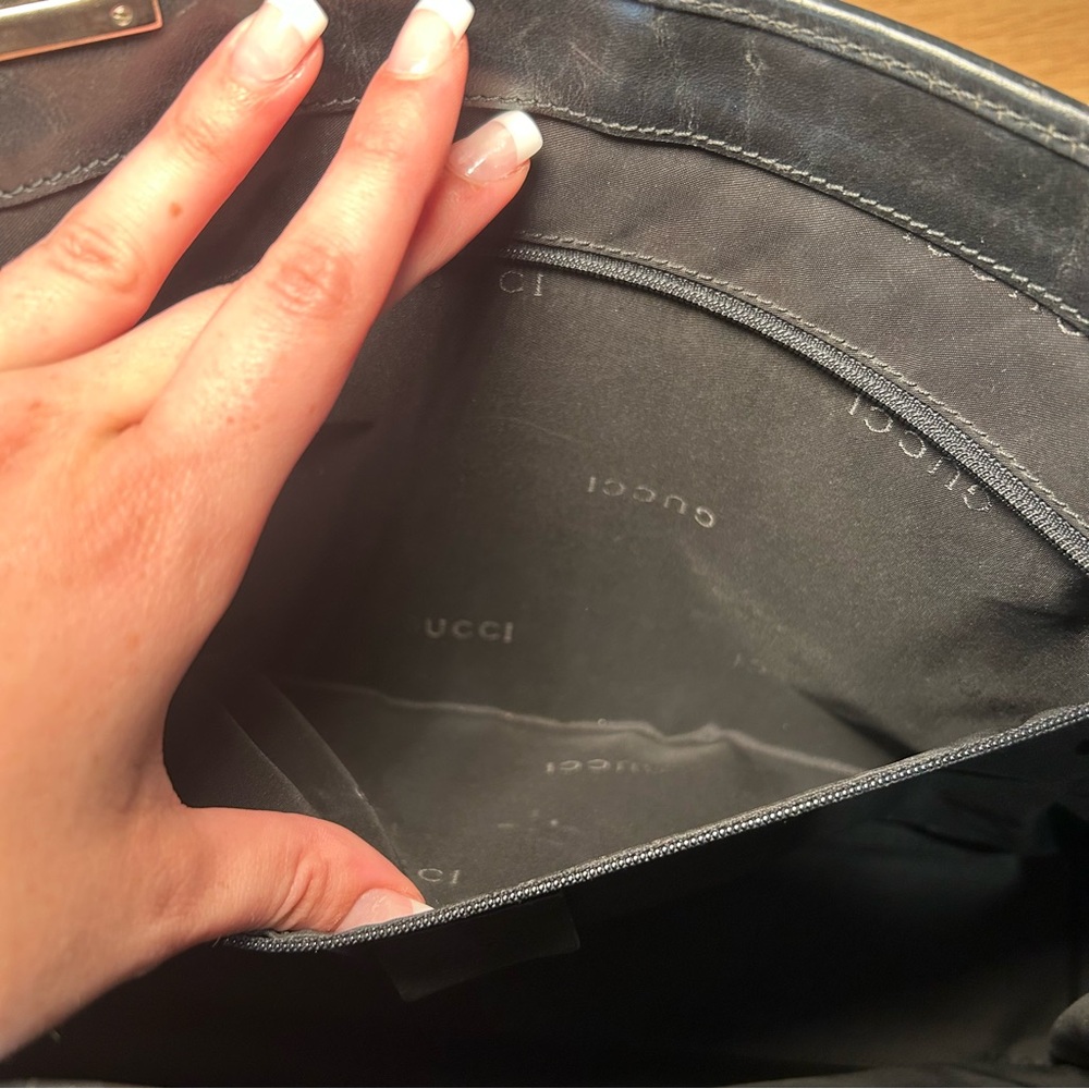 Gucci GG Canvas Jackie Shoulder Bag - Picture 16 of 16
